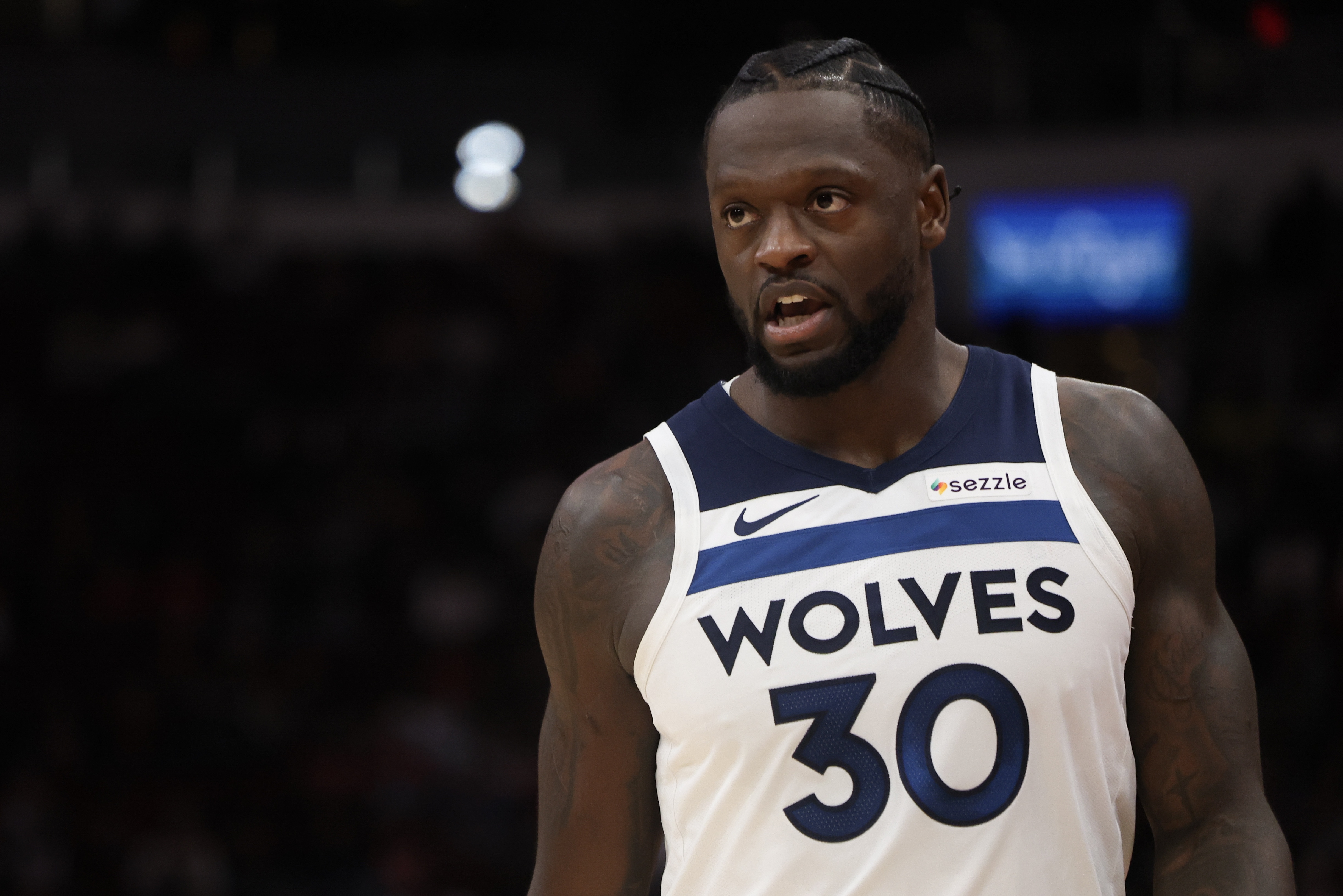 百家乐官网-兰德尔出战23分钟 15中7&amp;三分6中1拿18分7板2助 出现6失误